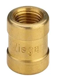 Муфта 1/8", латунь