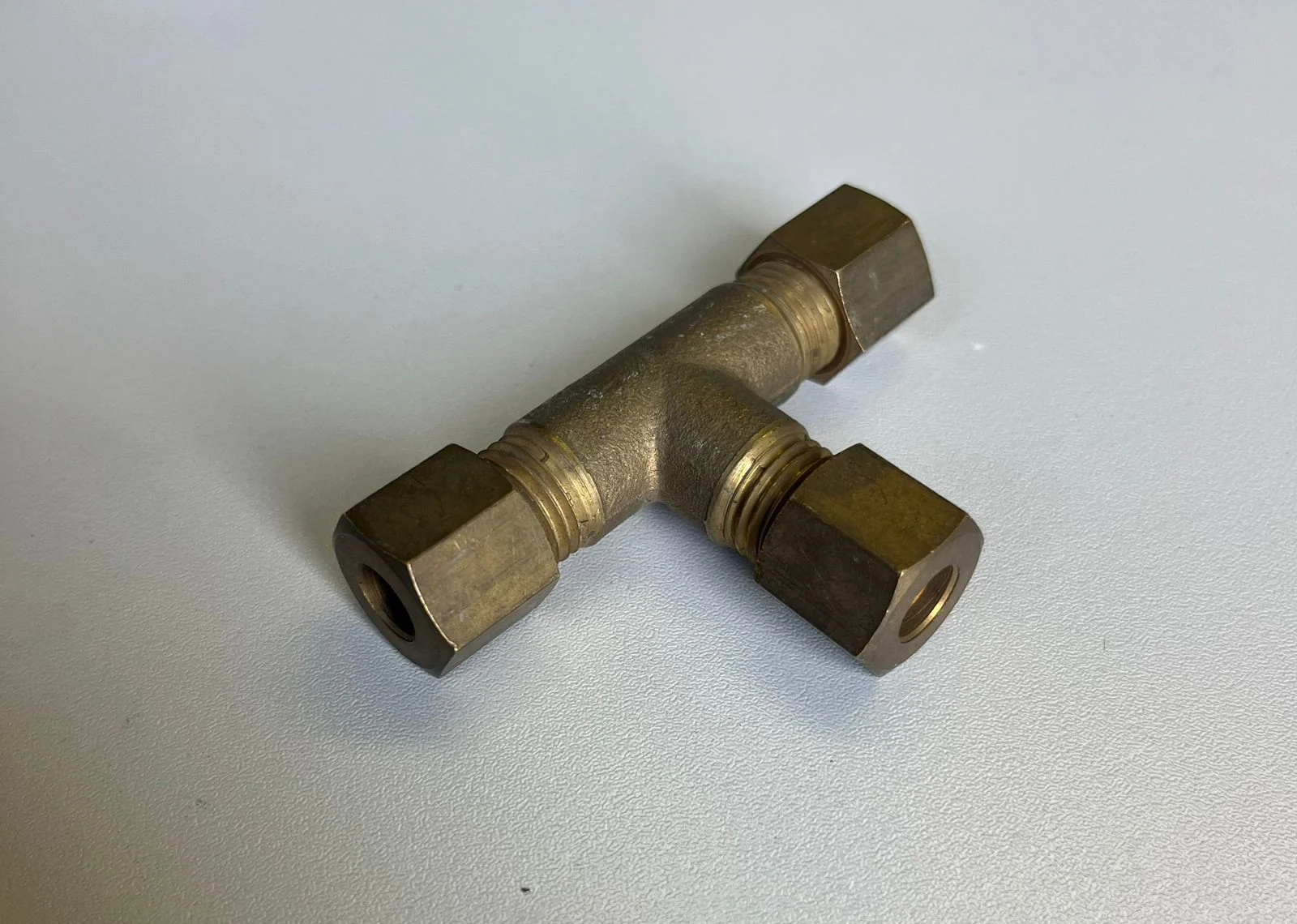 Резьбовое соединение Ofix-Oil, 8х8х8мм, тройник, латунь