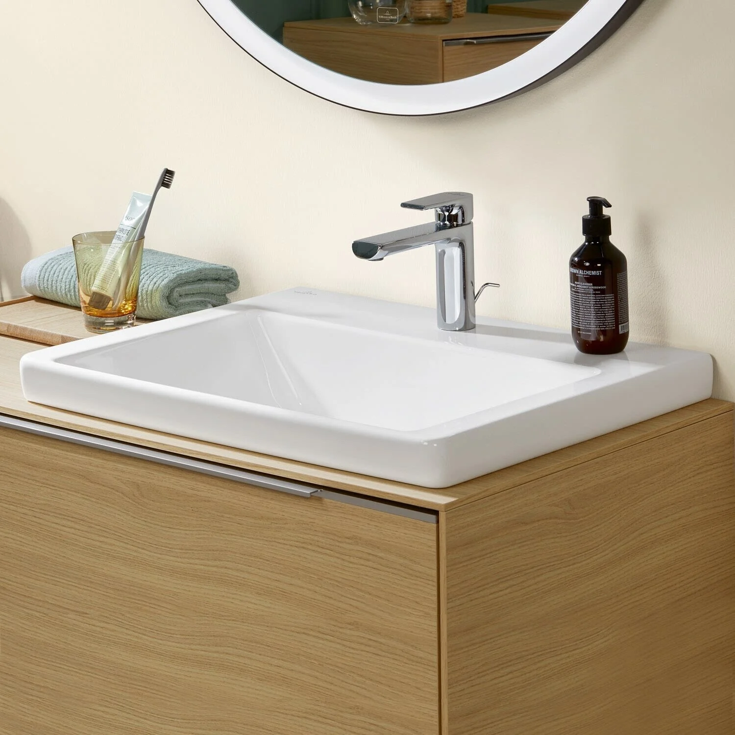 Раковина, Villeroy&Boch, Subway 3.0, шгв 600*470*120, отверстия для смесителя-1 сквозное, 2 промаркированных, цвет-альпийский белый