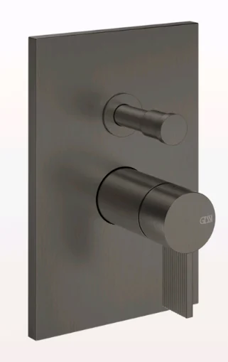 Смеситель для душа, Gessi, Inverso Rigato, на 2 потребителя, с переключателем ванна/душ, цвет-Black Metal Br. PVD