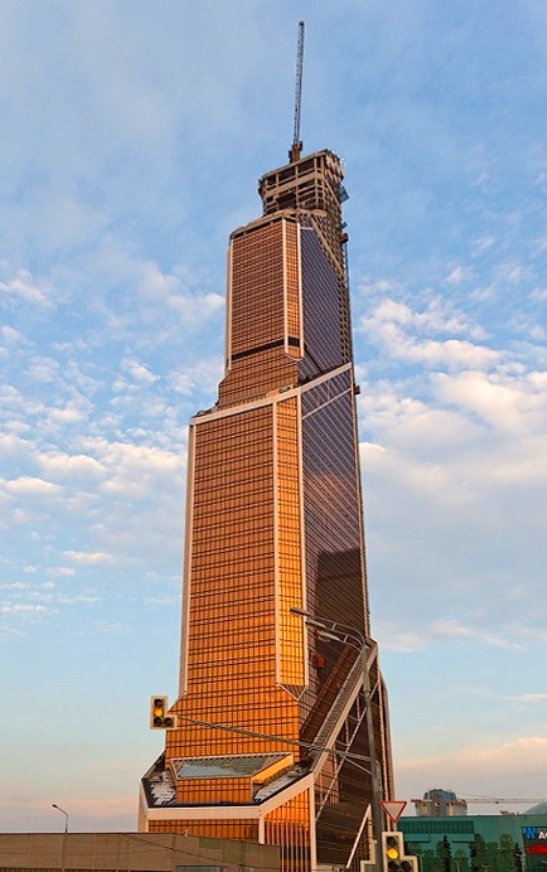 Башня Mercury City Tower — фотография 2