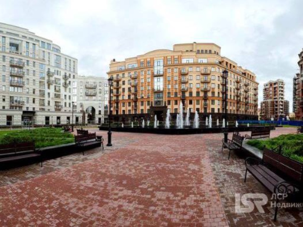 Жилой комплекс "Парадный квартал" — фотография 1